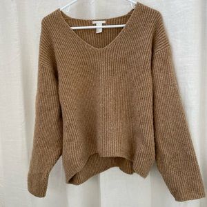 H&M beige sweater